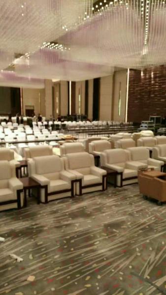 單人沙發(fā)租賃 